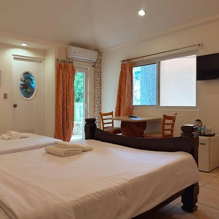Sunset Beach Resort Moalboal Exterior foto